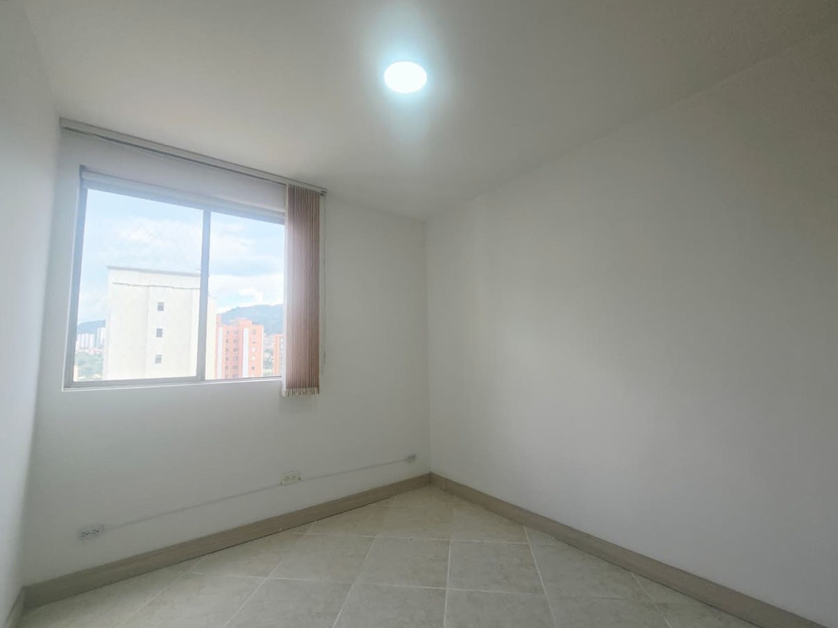 Apartamento en arriendo en Belén, Medellín · foto 11 de 17
