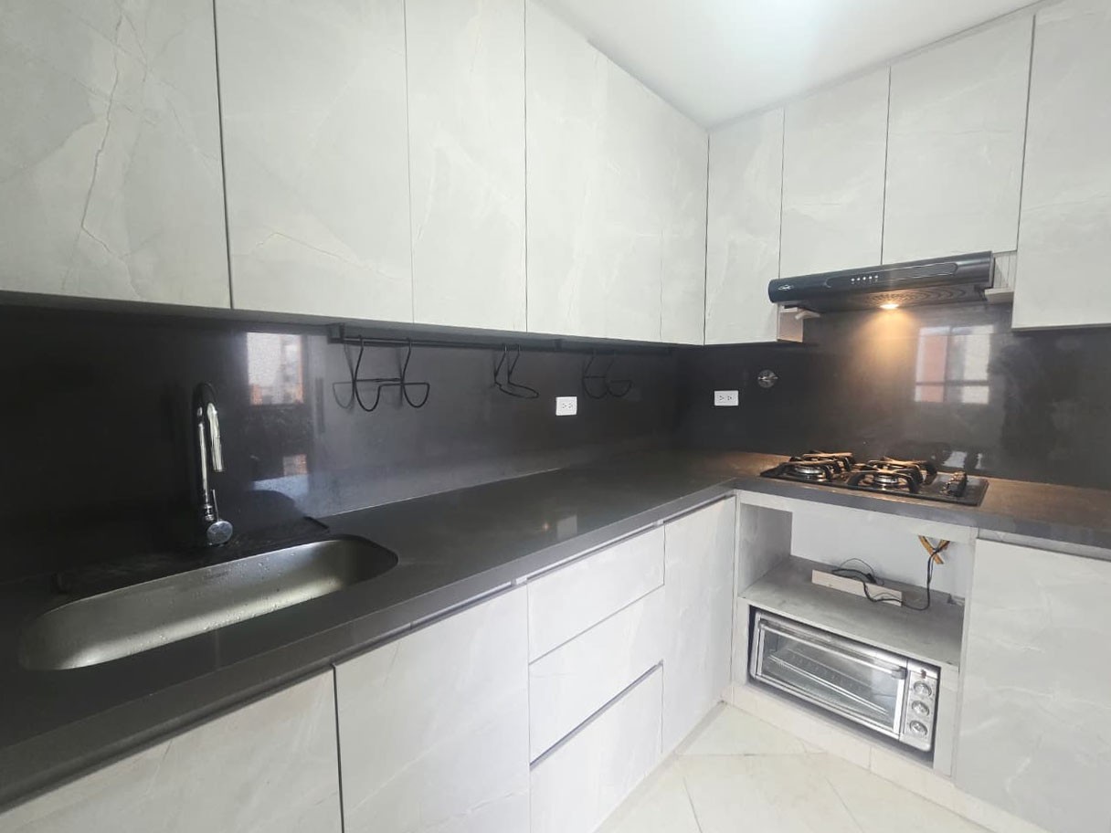 Apartamento en arriendo en Belén, Medellín · foto 8 de 17