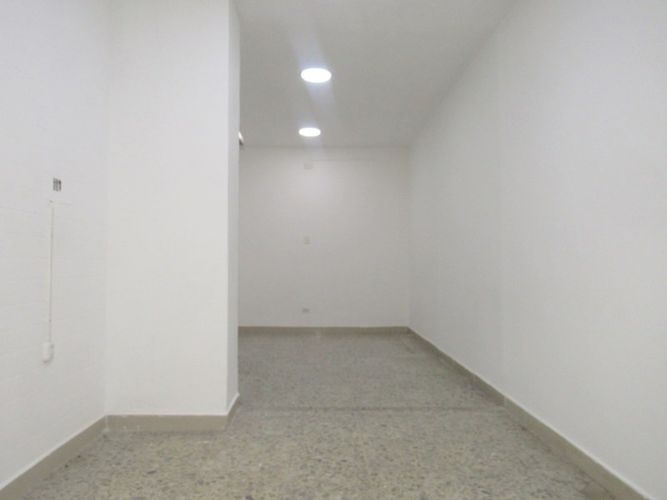 Local en arriendo en Centro, Bucaramanga, 18 m² · foto 3 de 5
