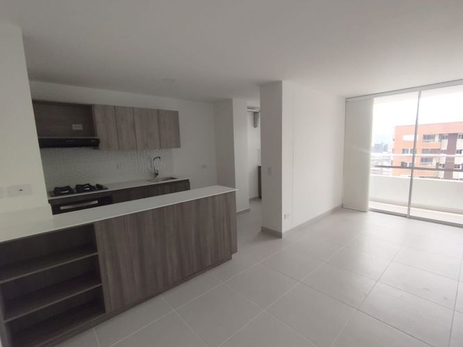 Apartamento de 3 alcobas en arriendo en El Poblado, Medellín, 86 m² · foto 13 de 14