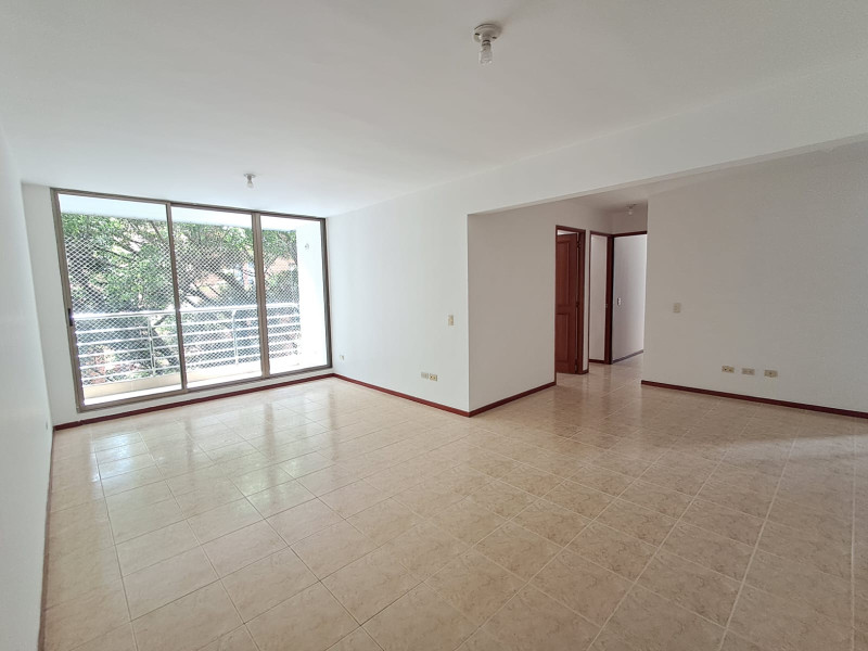 Apartamento en venta en El Poblado, Medellín 3