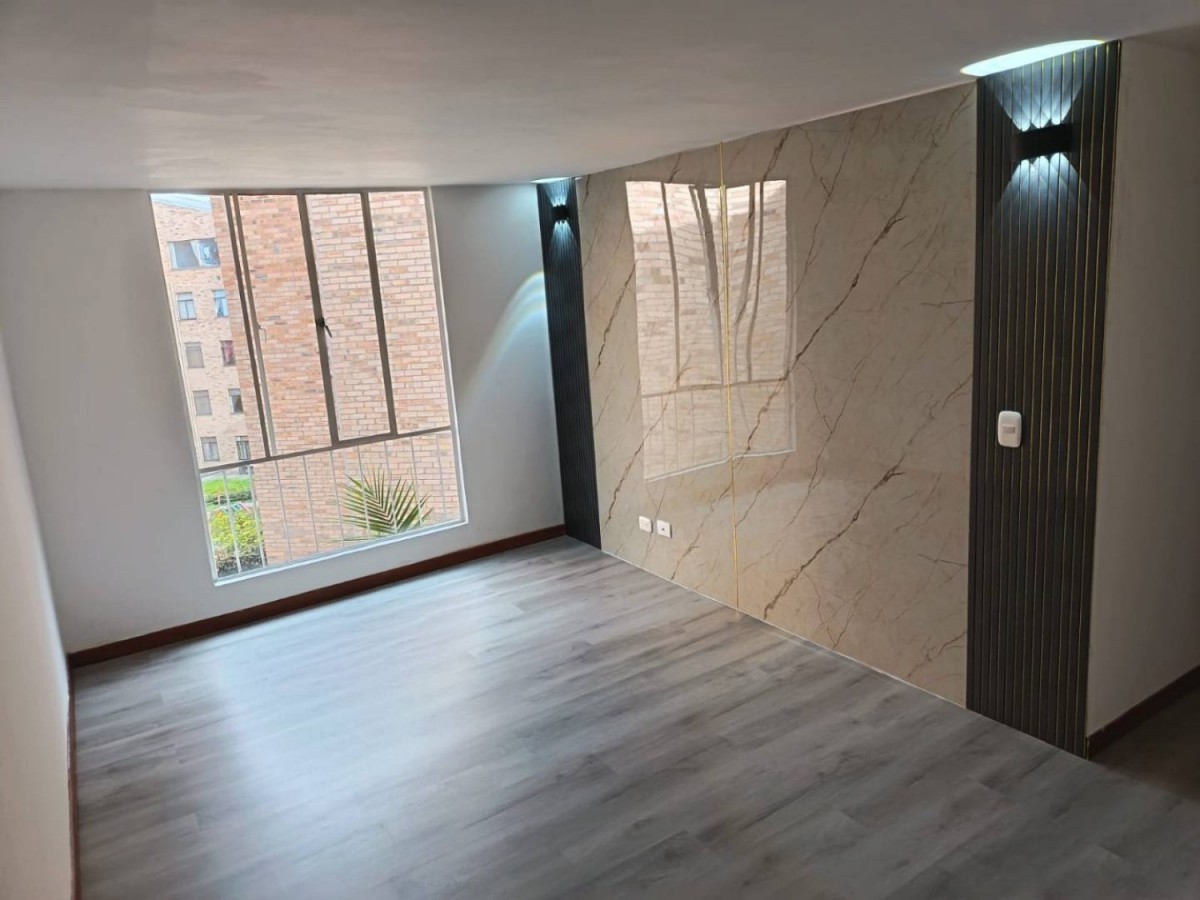 Apartamento en venta en Ub. Sabana De Tibabuyes, Bogotá · foto 2 de 23