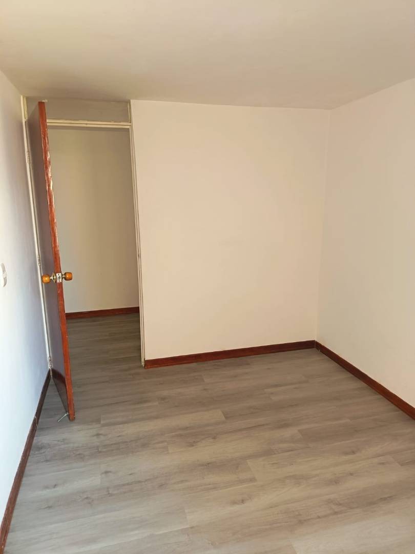 Apartamento en venta en Ub. Sabana De Tibabuyes, Bogotá · foto 7 de 23