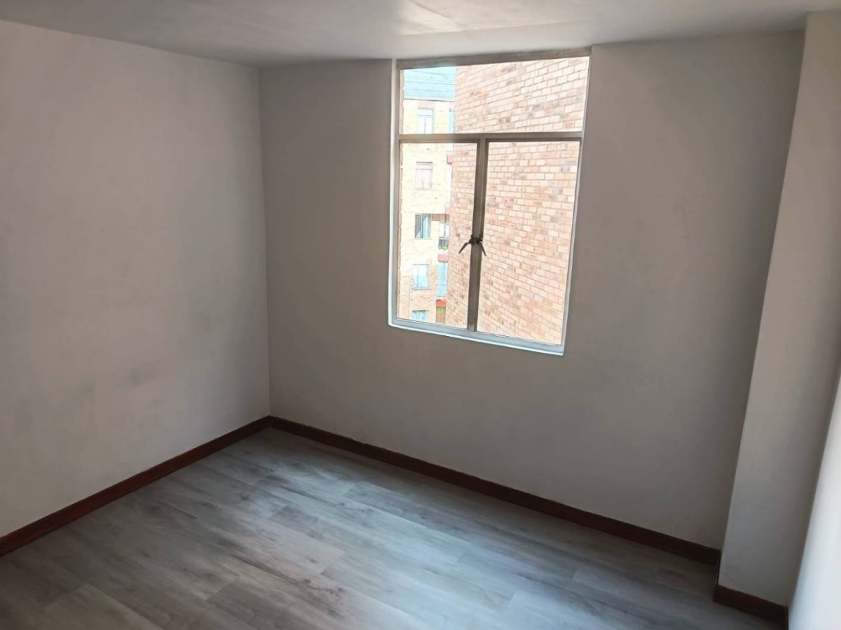 Apartamento en venta en Ub. Sabana De Tibabuyes, Bogotá · foto 12 de 23