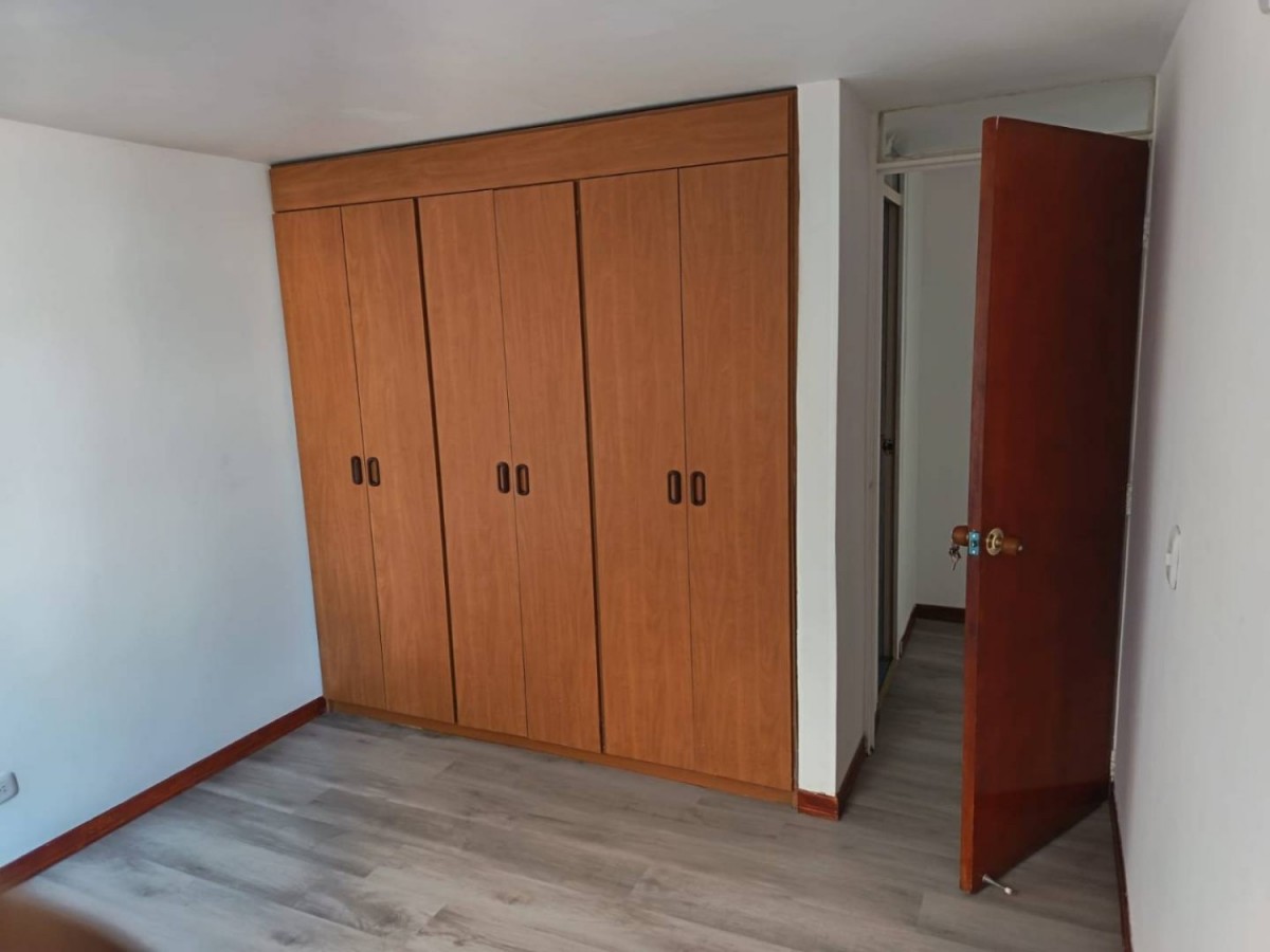 Apartamento en venta en Ub. Sabana De Tibabuyes, Bogotá · foto 13 de 23