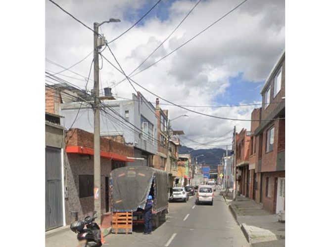 Casa en venta en Las Ferias, Bogotá · foto 3 de 3