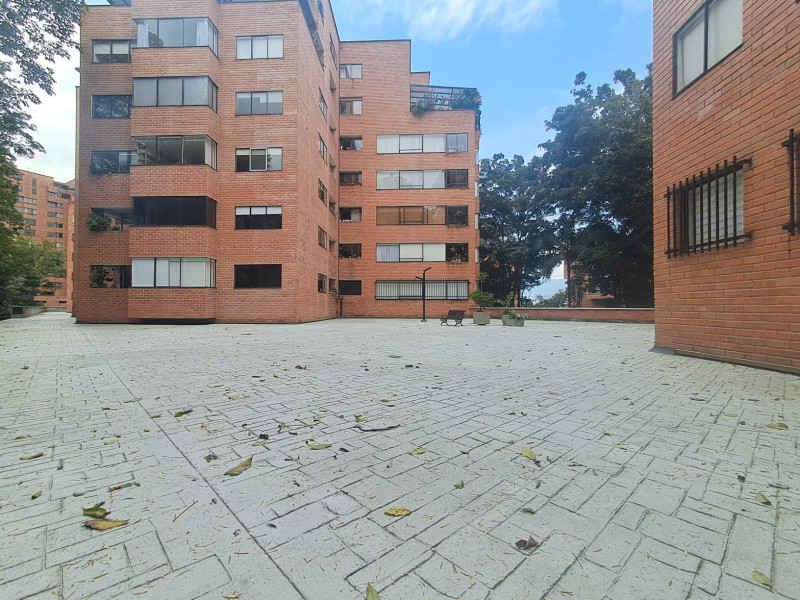 Apartamento en venta en El Poblado, Medellín 4