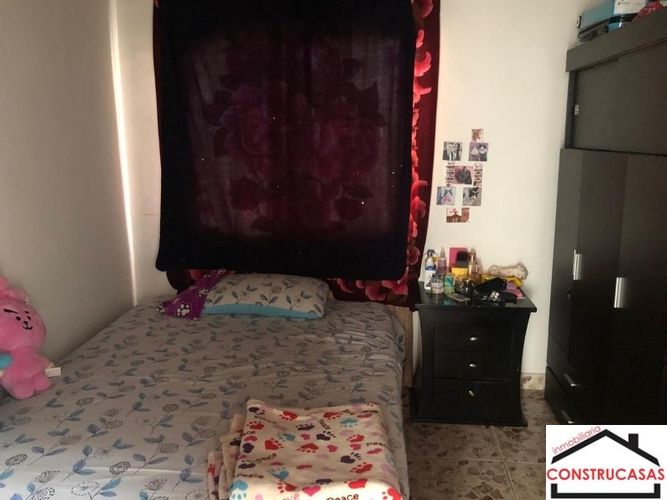 Casa de 3 alcobas en venta en Aures No.2, Medellín, 80 m² · foto 16 de 17