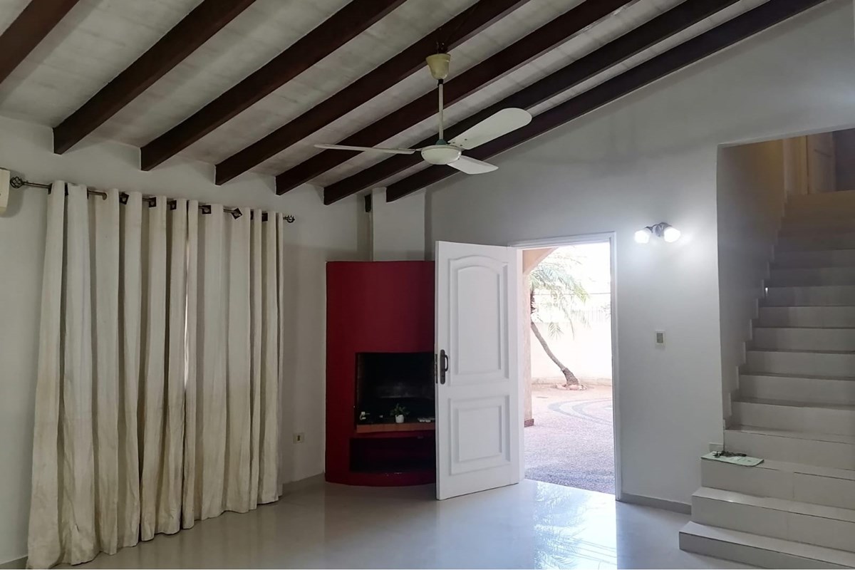 Casa-Alquiler-Alas Paraguayas esquina Campos Cervera, Mariscal Estigarribia, Asunción — foto 2