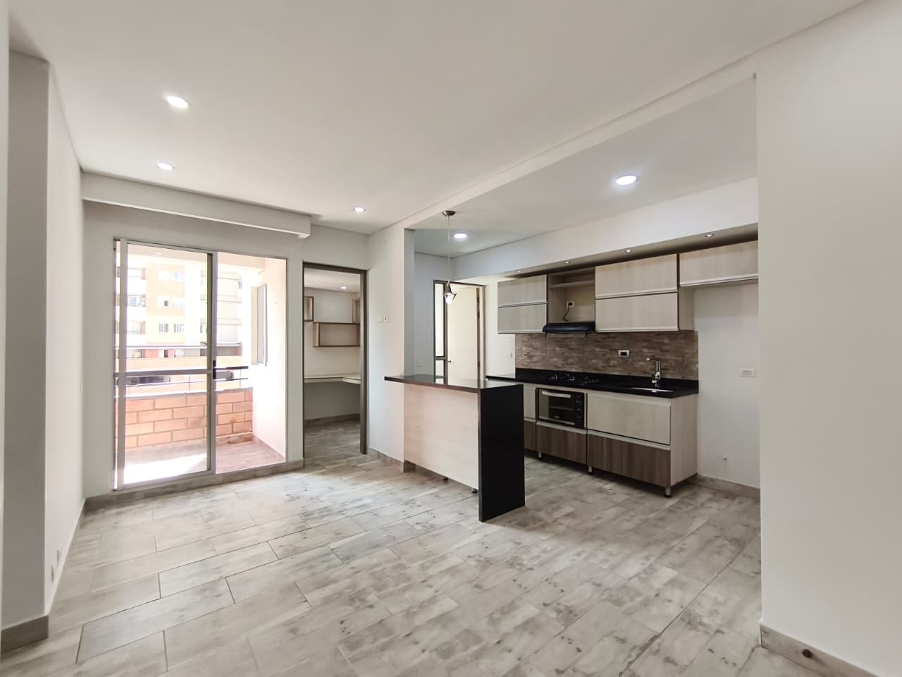 Apartamento en Arriendo en Comuna 9, Bello