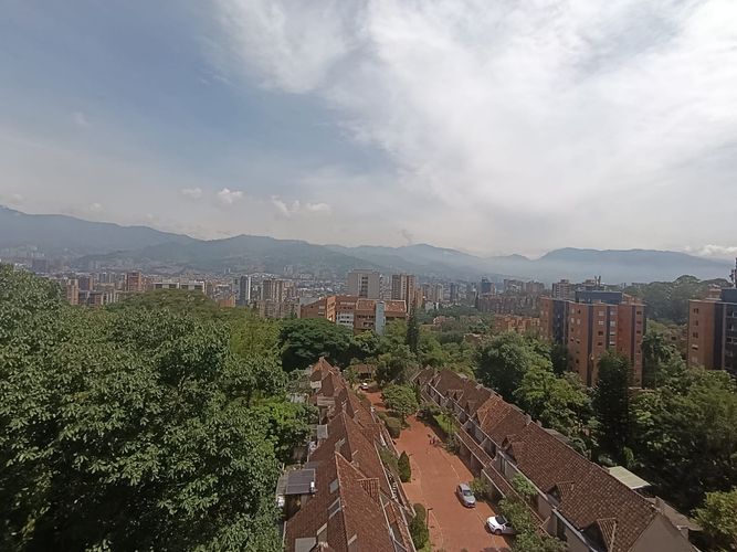 Apartamento de 3 alcobas en arriendo en El Diamante No. 2, Medellín, 94 m² · foto 3 de 20