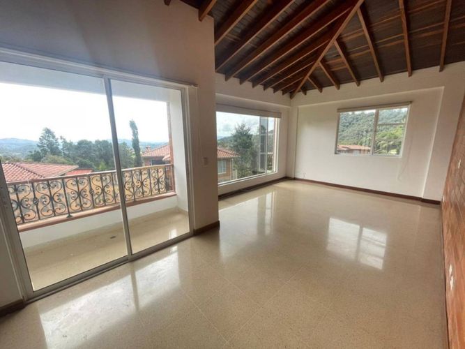 Casa de 6 alcobas en venta en Carrizales, El Retiro, 350 m² · foto 10 de 24
