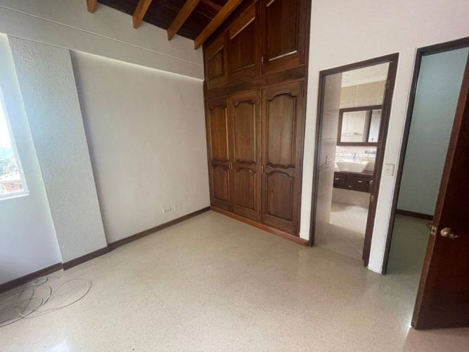 Casa de 6 alcobas en venta en Carrizales, El Retiro, 350 m² · foto 18 de 24