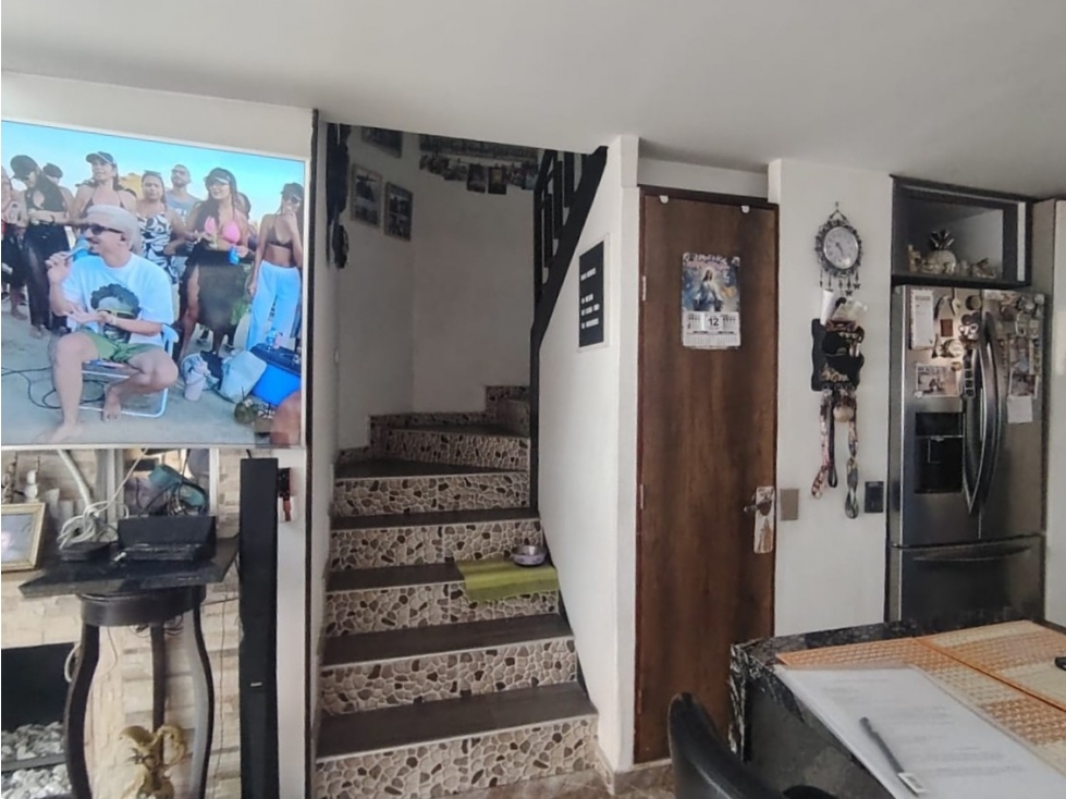 Casa en venta en Ciudad Alsacia, Bogotá · foto 8 de 24