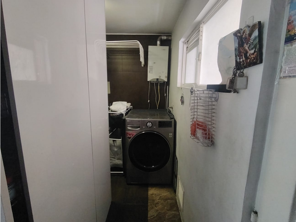 Casa en venta en Ciudad Alsacia, Bogotá · foto 9 de 24