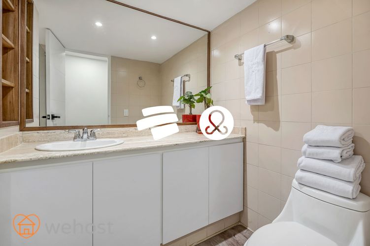Apartamento de 3 alcobas en venta en El Poblado, Medellín, 225 m² · foto 21 de 24