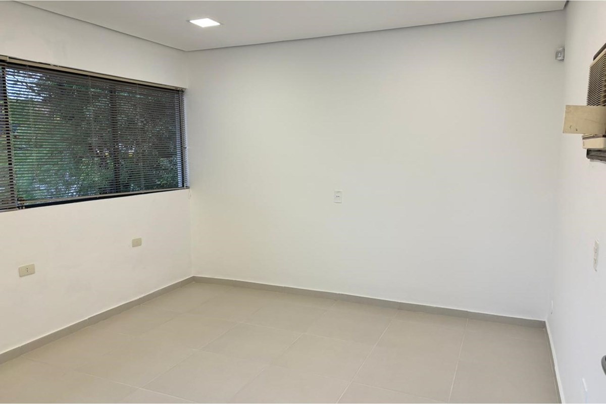 Oficina-Alquiler-Avda. España esq. Calle América., Mariscal López, Asunción — foto 2
