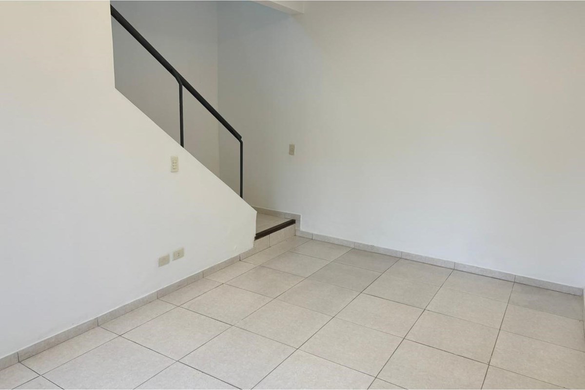 Oficina-Alquiler-Avda. España esq. Calle América., Mariscal López, Asunción — foto 3