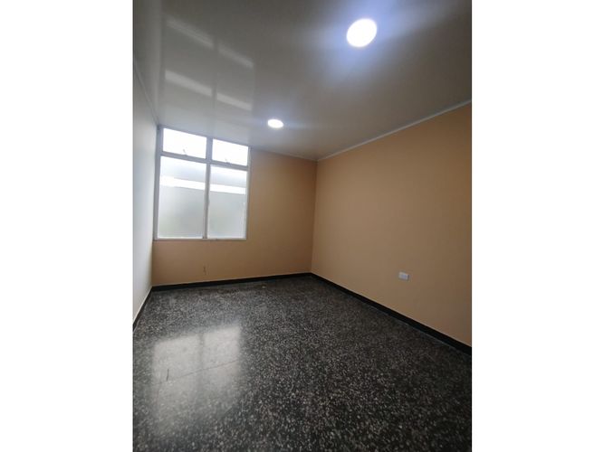 Oficina en arriendo en Barzal Bajo Sur, Villavicencio, 120 m² · foto 19 de 24