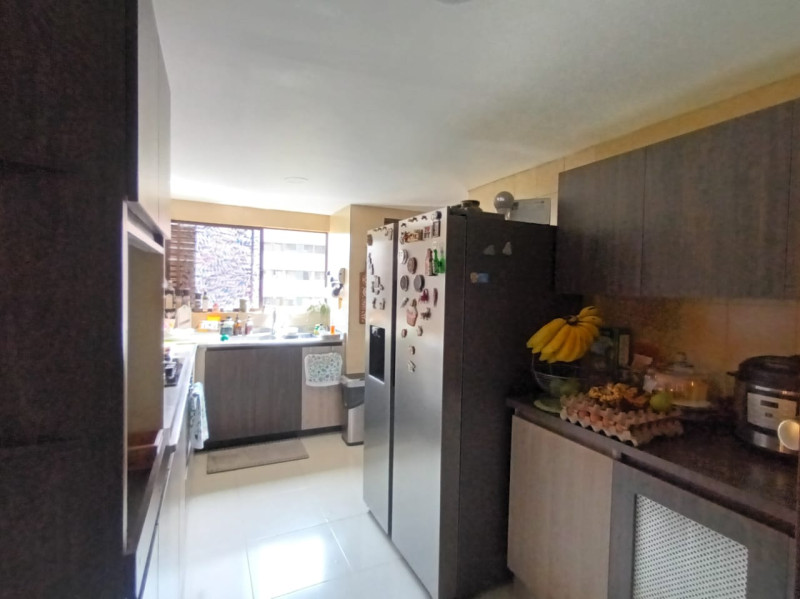 Apartamento en venta en El Poblado, Medellín 2