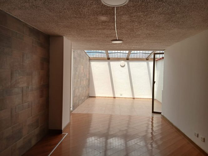 Apartamento de 2 alcobas en venta en El Batán, Bogotá, 58 m² · foto 4 de 18