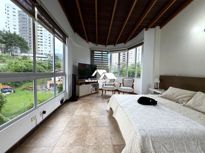 Casa de 5 alcobas en venta en Las Lomitas, Sabaneta, 480 m² · foto 5 de 24