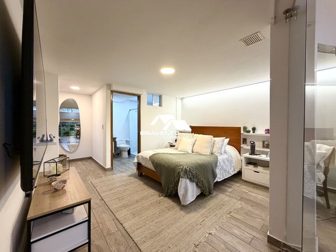 Casa de 5 alcobas en venta en Las Lomitas, Sabaneta, 480 m² · foto 9 de 24