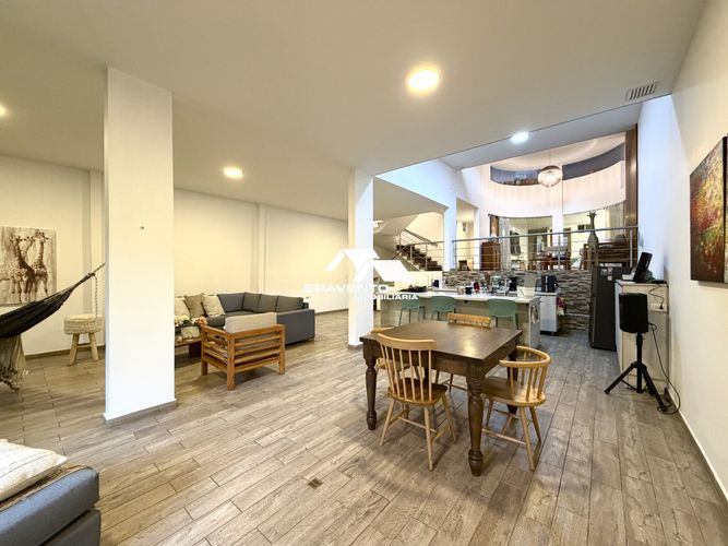 Casa de 5 alcobas en venta en Las Lomitas, Sabaneta, 480 m² · foto 17 de 24