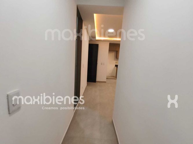 Casa de 3 alcobas en arriendo en Los Almendros, Apartado, 60 m² · foto 8 de 12