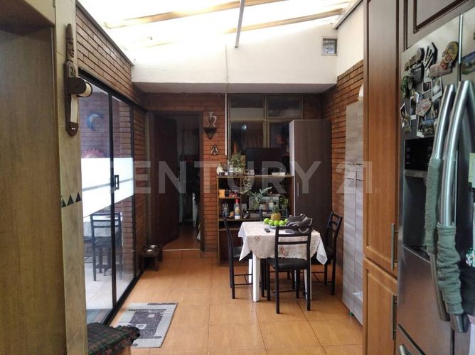 Casa de 4 alcobas en venta en Normandia, Bogotá, 310 m² · foto 12 de 20