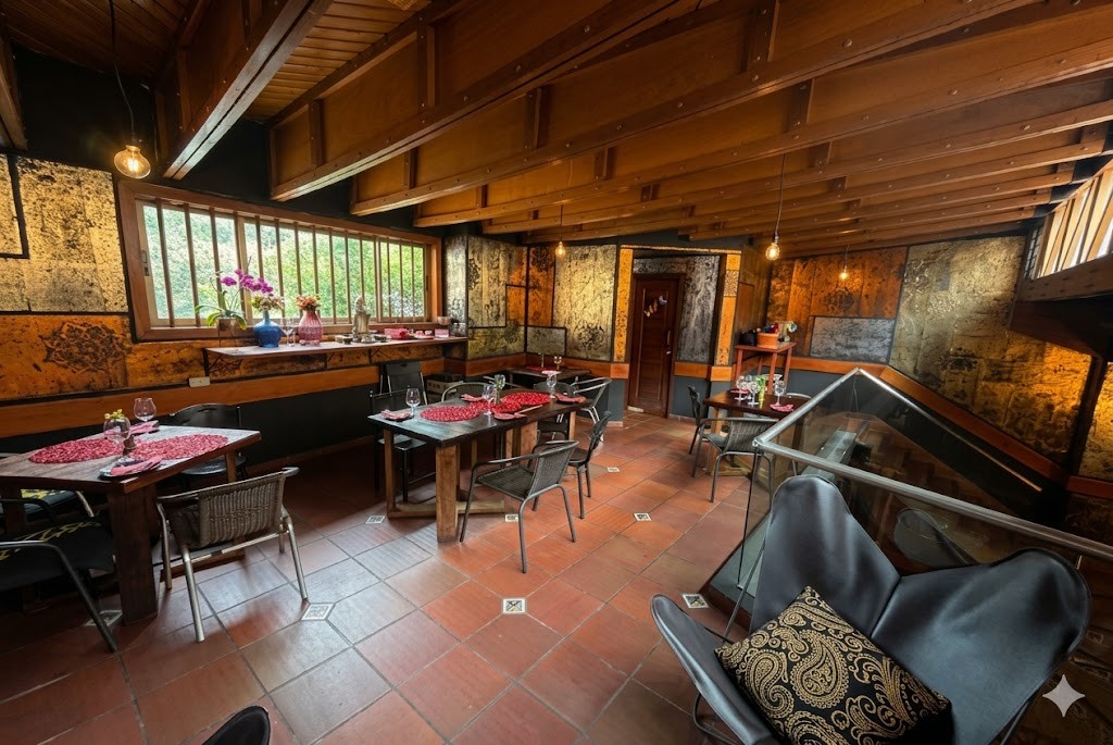 Casa en venta en La Candelaria, Bogotá · foto 3 de 10