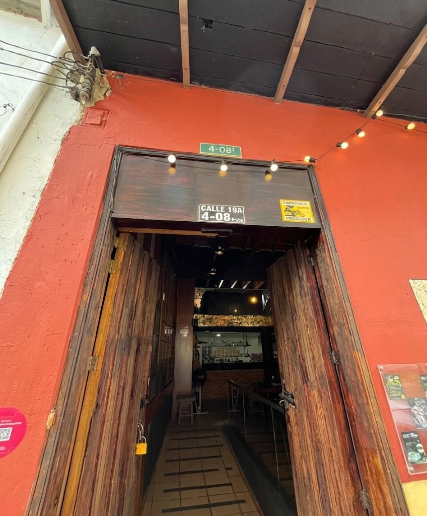Casa en venta en La Candelaria, Bogotá · foto 8 de 10