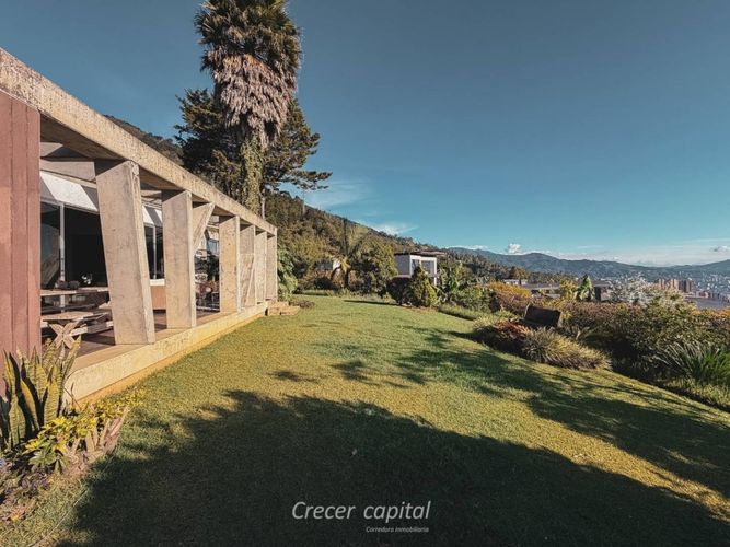 Casa de 4 alcobas en venta en Altos Del Poblado, Medellín, 370 m² · foto 5 de 24