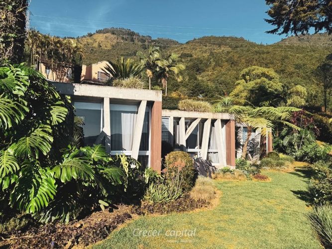 Casa de 4 alcobas en venta en Altos Del Poblado, Medellín, 370 m² · foto 6 de 24