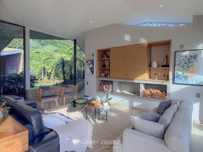 Casa de 4 alcobas en venta en Altos Del Poblado, Medellín, 370 m² · foto 17 de 24
