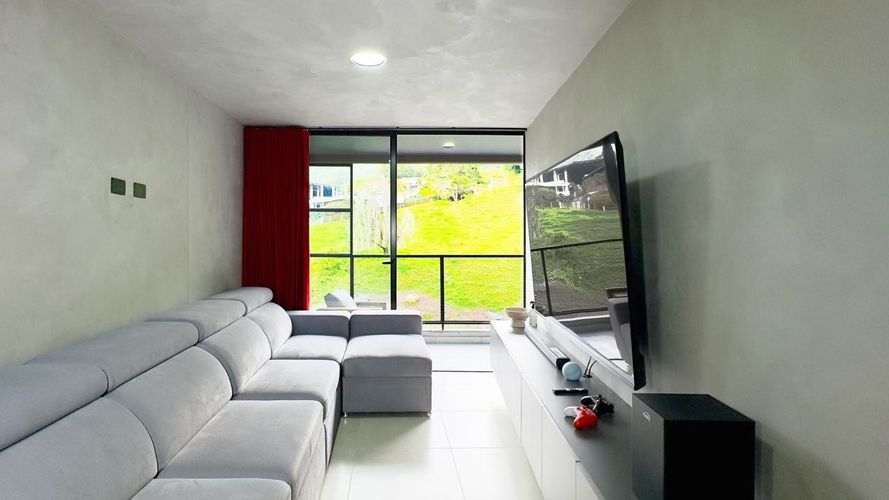 Apartamento en venta en Loma Del Escobero, Envigado · foto 4 de 24
