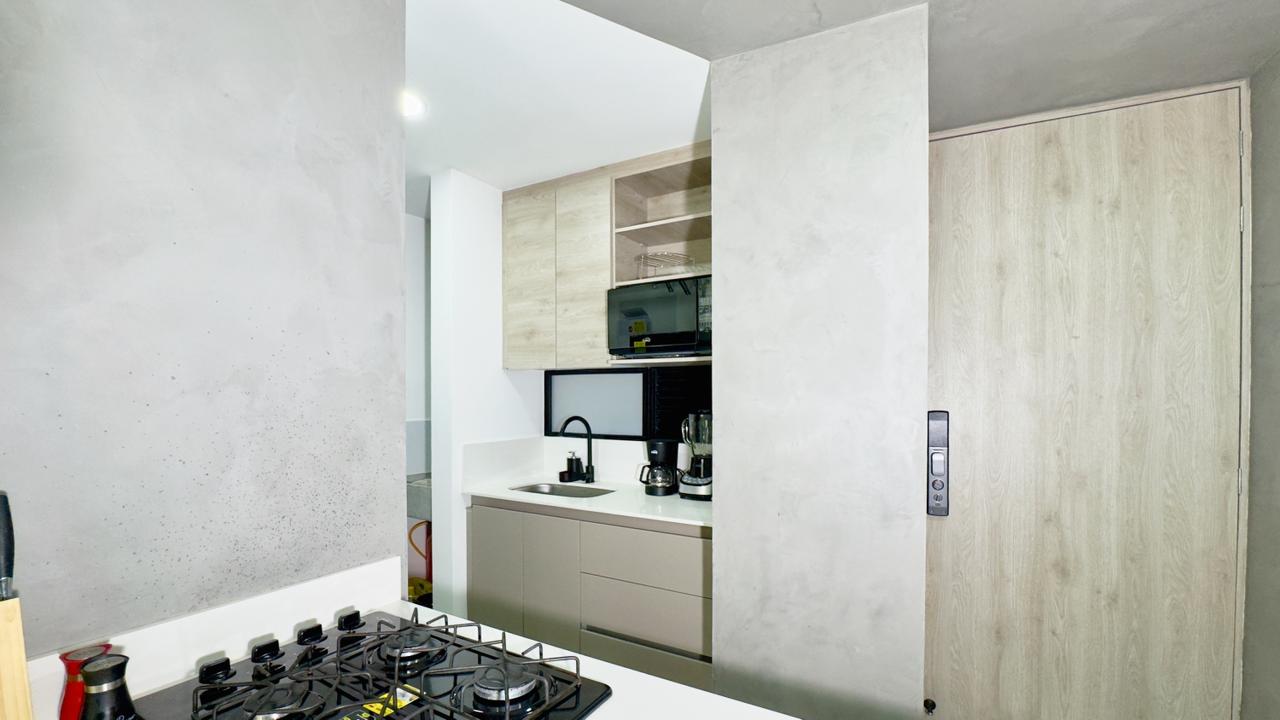 Apartamento en venta en Loma Del Escobero, Envigado · foto 7 de 24