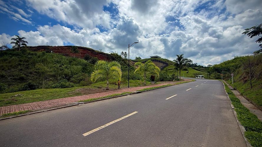 Lote en venta en Cerritos, Pereira · foto 3 de 5