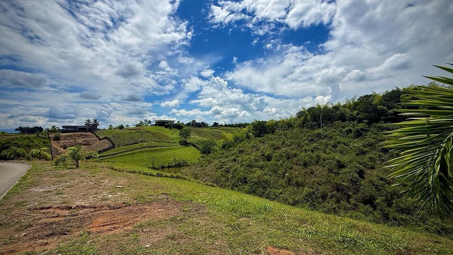 Lote en venta en Cerritos, Pereira · foto 3 de 6