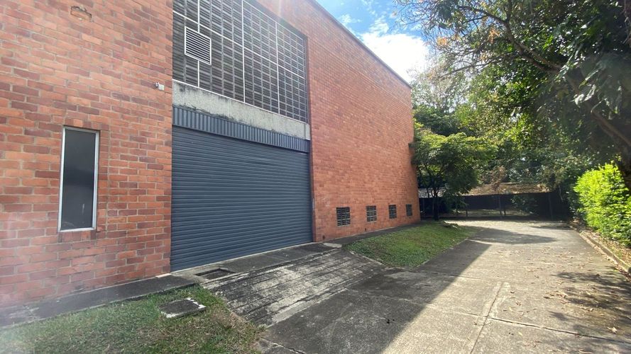 Bodega en arriendo en San Isidro, Jamundí, 229 m² · foto 2 de 5