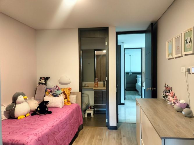 Apartamento de 3 alcobas en venta en Alejandría, Medellín, 195 m² · foto 13 de 20