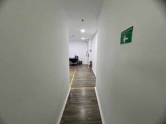 Oficina en venta en El Poblado, Medellín, 103 m² · foto 13 de 15