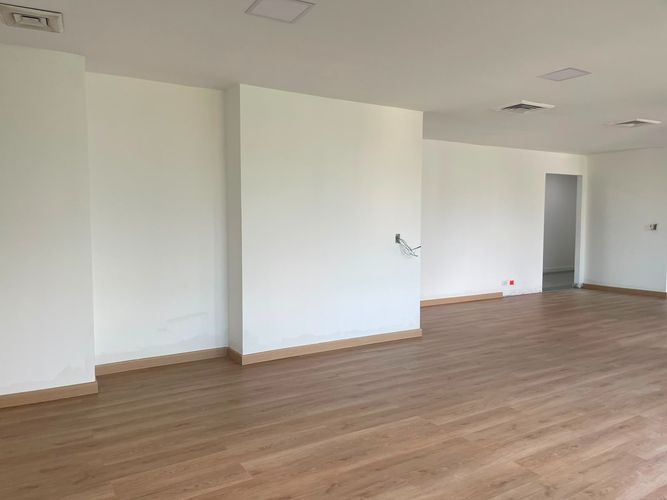 Oficina en venta en El Poblado, Medellín, 81 m² · foto 6 de 12