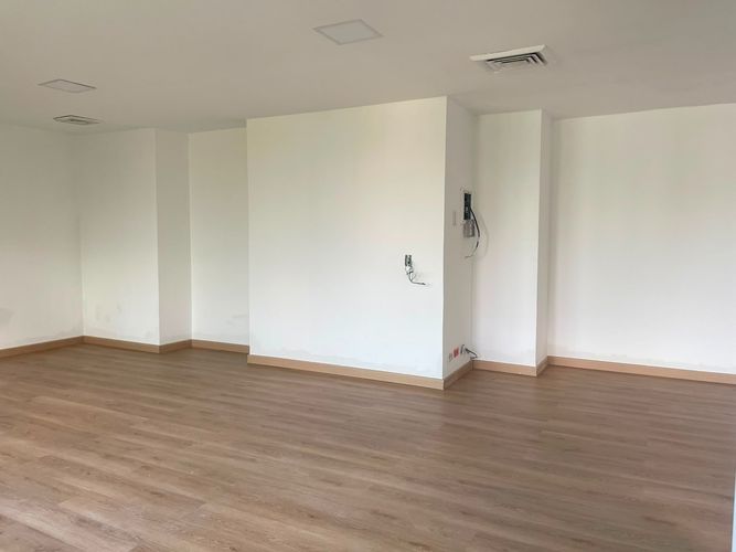 Oficina en venta en El Poblado, Medellín, 81 m² · foto 7 de 12