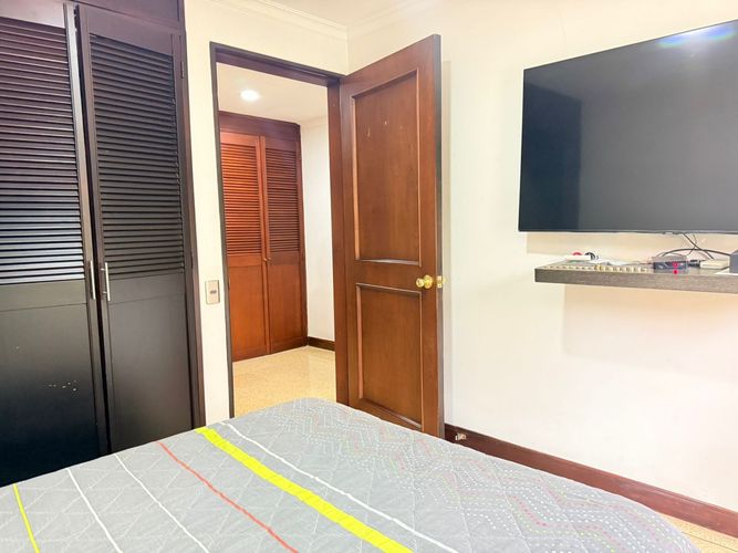 Apartamento de 3 alcobas en arriendo en El Poblado, Medellín, 198 m² · foto 13 de 18