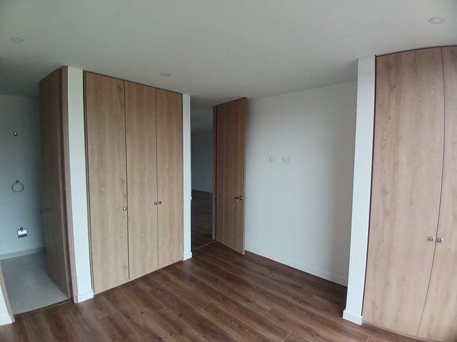 Apartamento de 3 alcobas en venta en Alhambra, Bogotá, 105 m² · foto 8 de 24