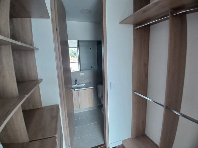 Apartamento de 3 alcobas en venta en Alhambra, Bogotá, 105 m² · foto 24 de 24
