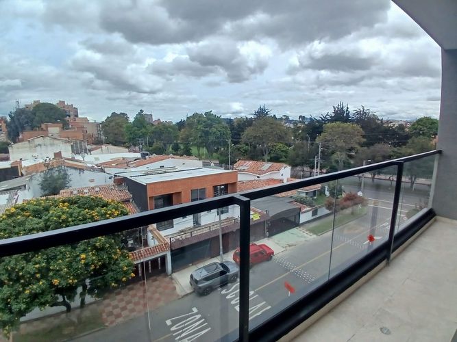 Apartamento de 3 alcobas en venta en Alhambra, Bogotá, 105 m² · foto 12 de 24
