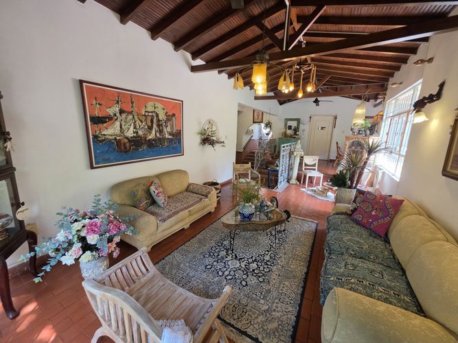 Casa de 6 alcobas en venta en Lagos Del Cacique, Bucaramanga, 280 m² · foto 5 de 24