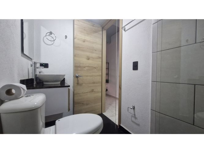 Apartaestudio en arriendo en Miraflores, Medellín, 2000 m² · foto 9 de 17